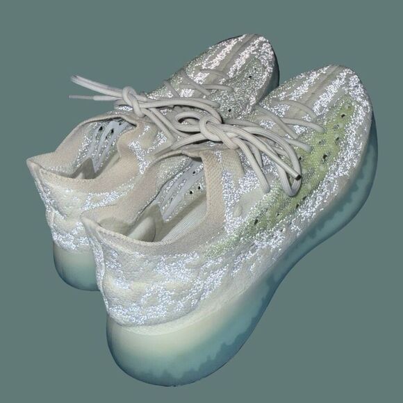 Mens Adidas Yeezy Boost 380 Alien Blue Sneakers Shoes GW0304 Size 11.5 main image 13
